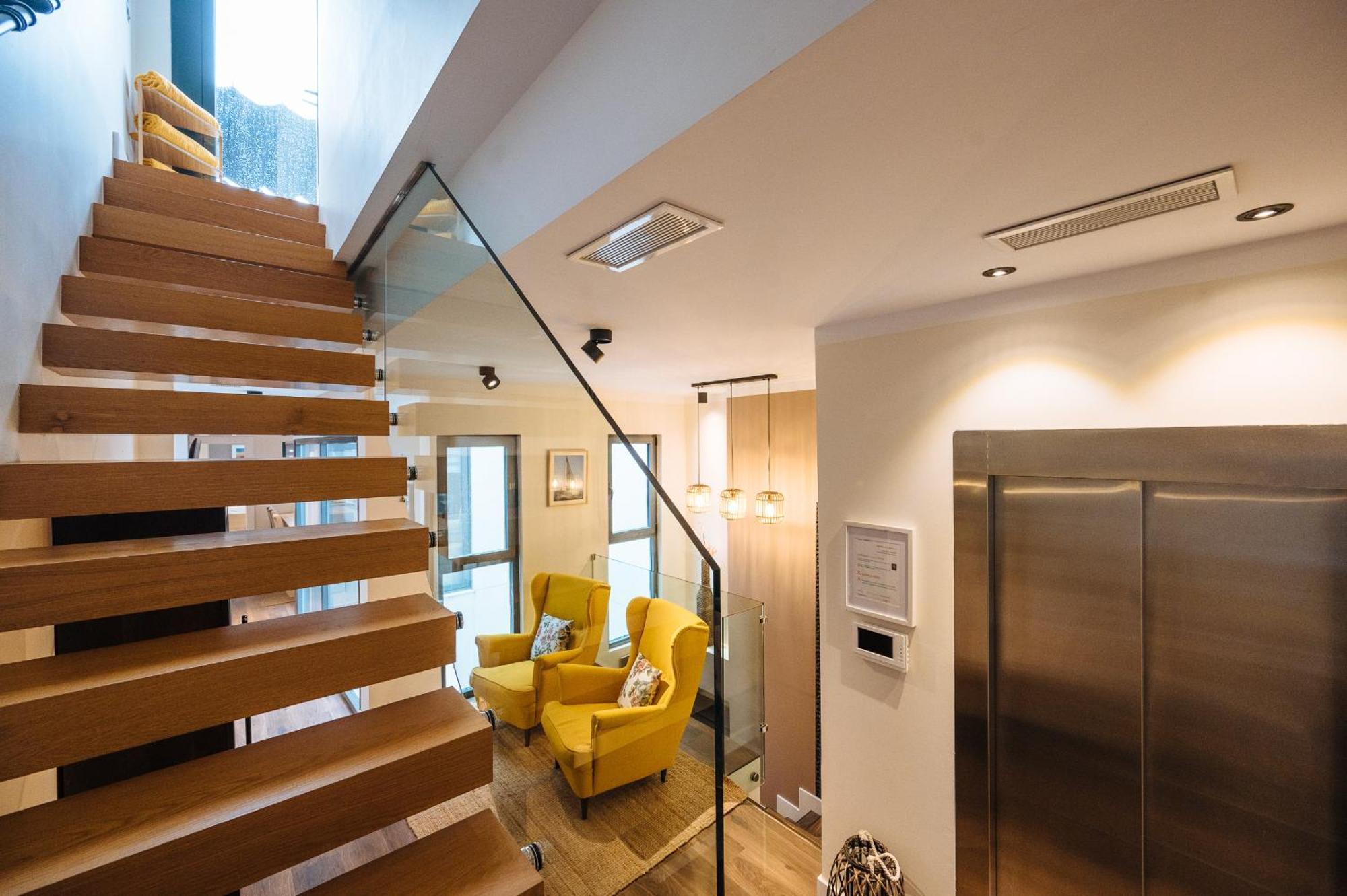 Elegant Duplex 3 Master Bedrooms And Private Севилья Экстерьер фото