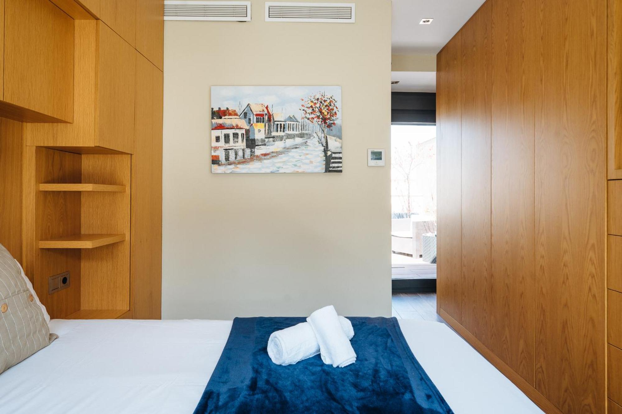 Elegant Duplex 3 Master Bedrooms And Private Севилья Экстерьер фото