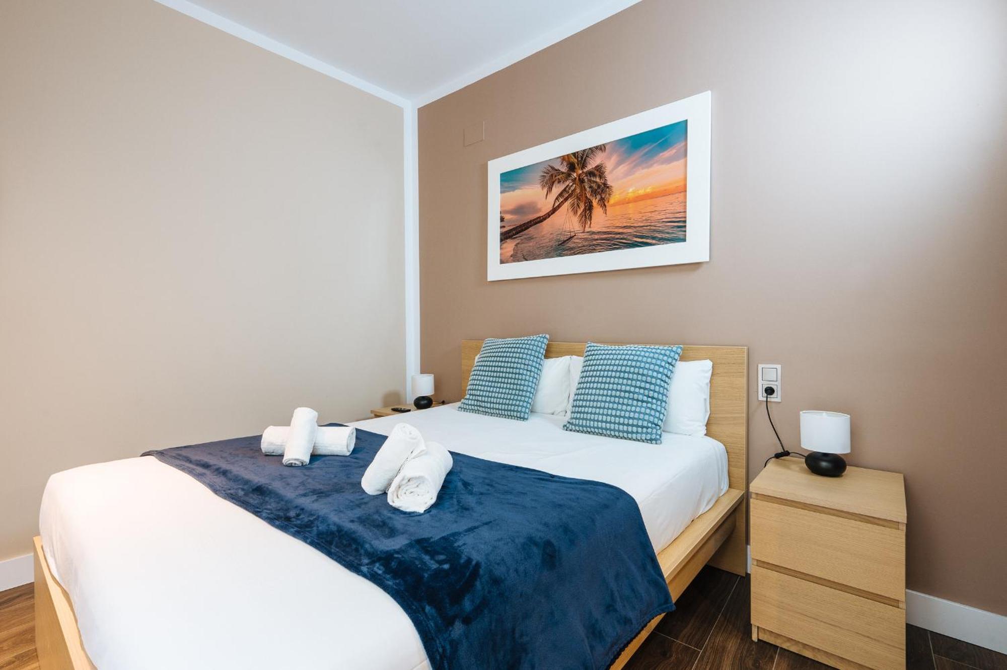 Elegant Duplex 3 Master Bedrooms And Private Севилья Экстерьер фото